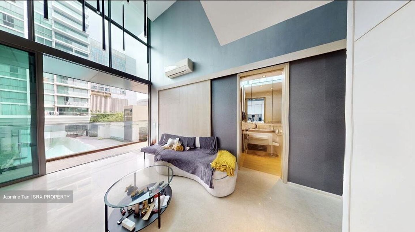 Marine Blue (D15), Condominium #570639511